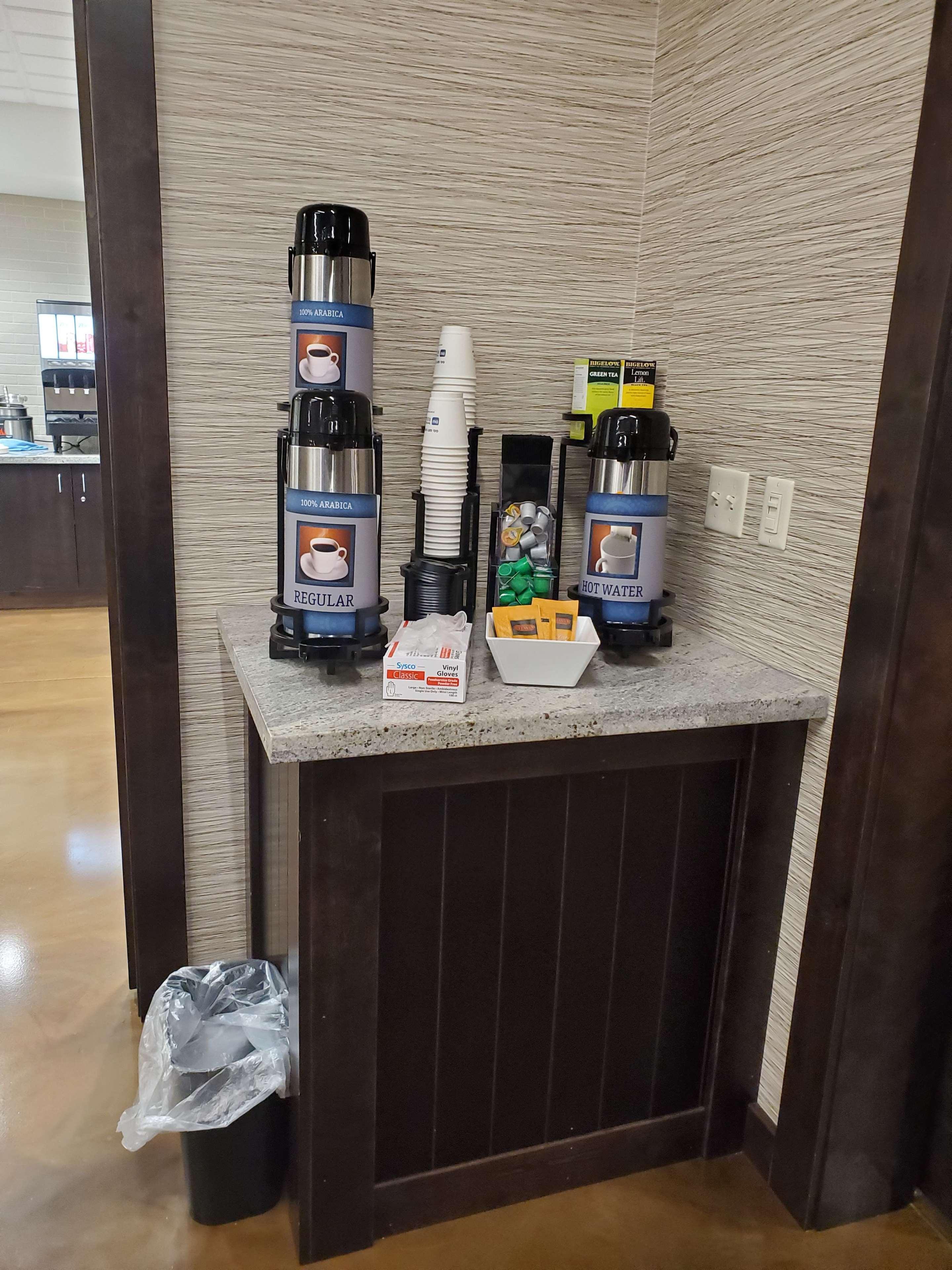 Best Western Plus Lakeview Hotel Madison Buitenkant foto