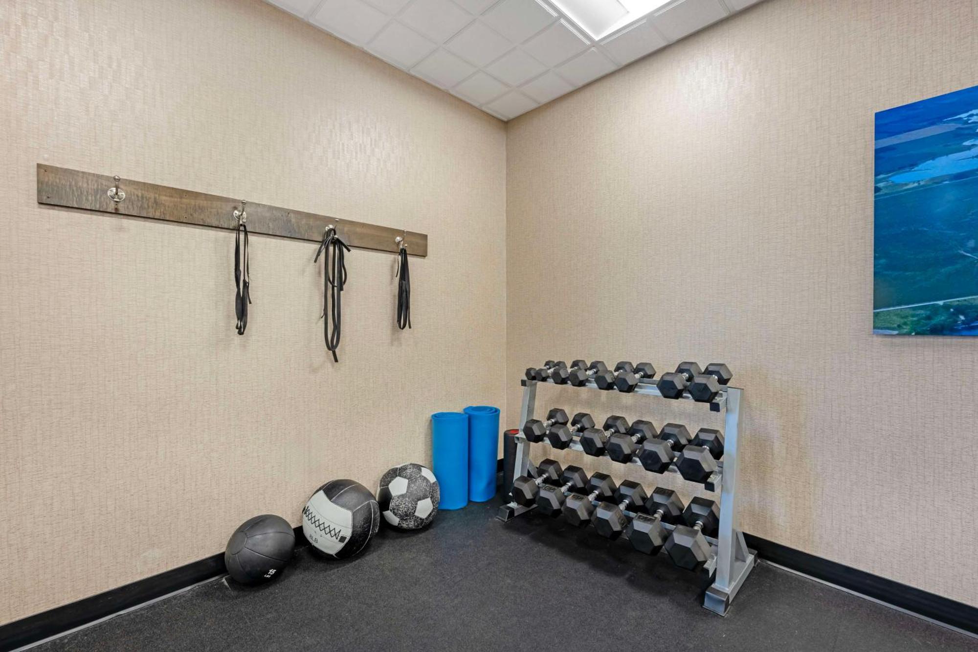 Best Western Plus Lakeview Hotel Madison Buitenkant foto