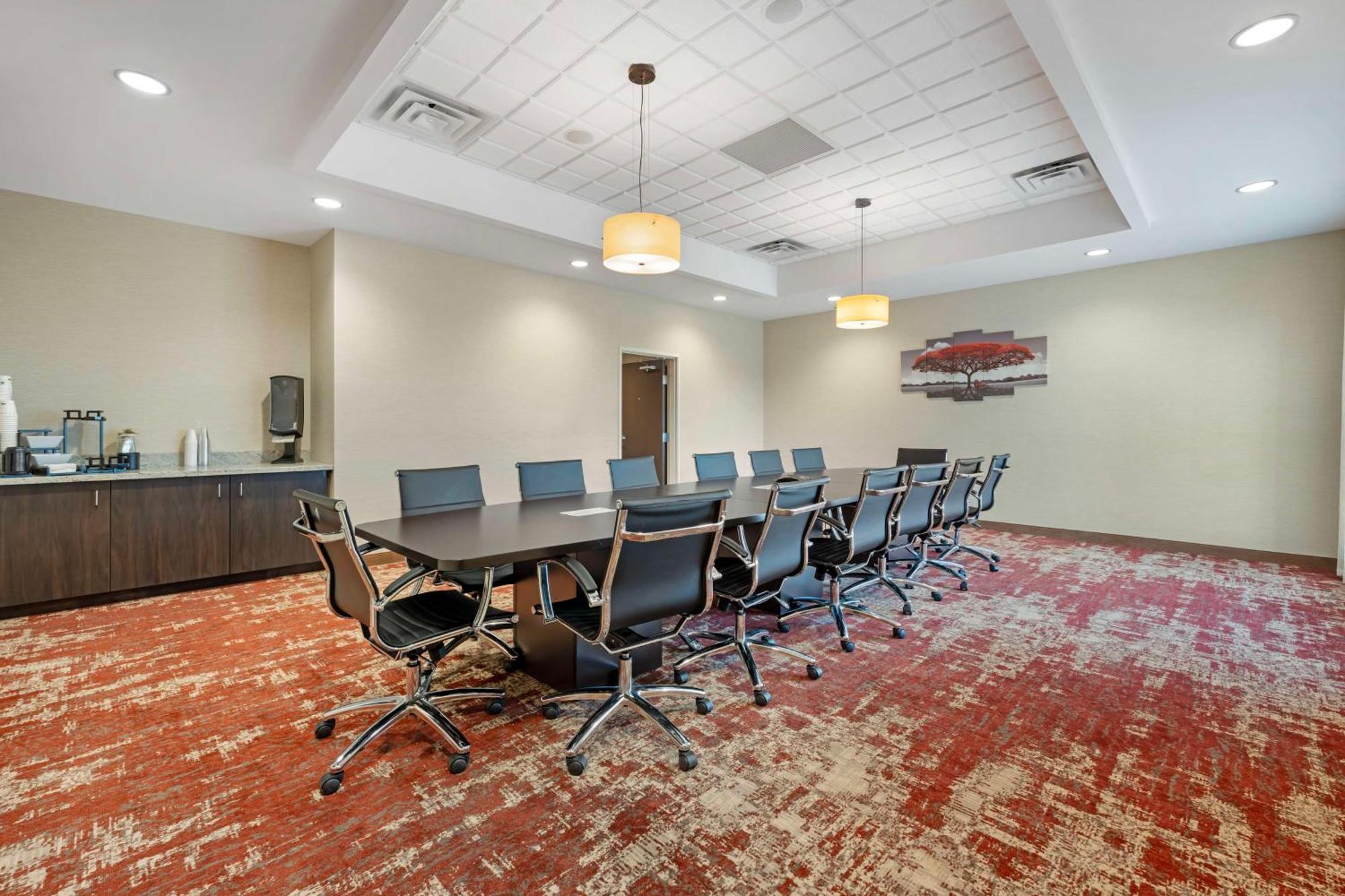 Best Western Plus Lakeview Hotel Madison Buitenkant foto